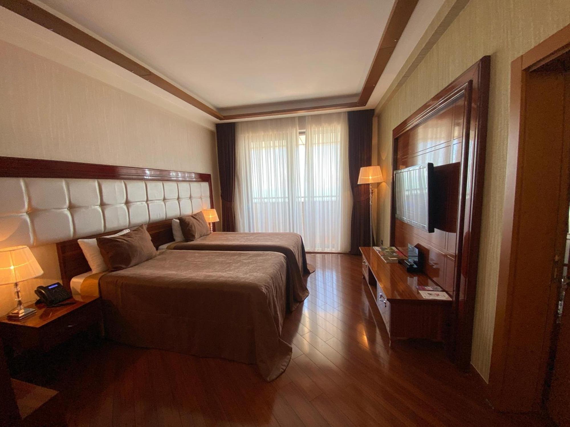 Khazri Hotel Shafran Exterior photo
